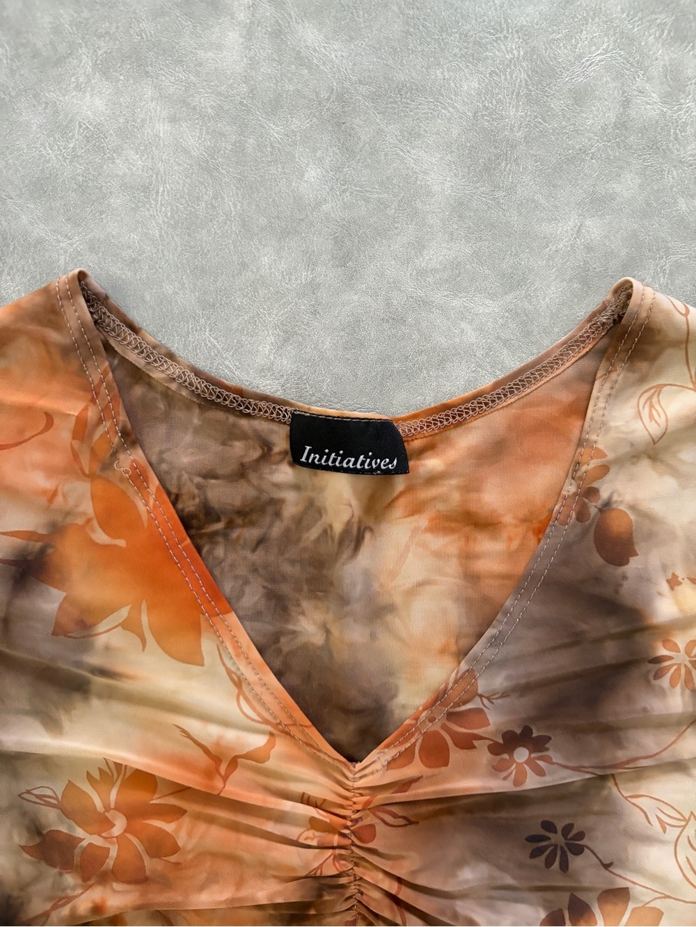Y2K Vintage Initiatives Brown Fairy Whimsy Goth Short Sleeve V-Neck Floral Top - Picture 6 of 9